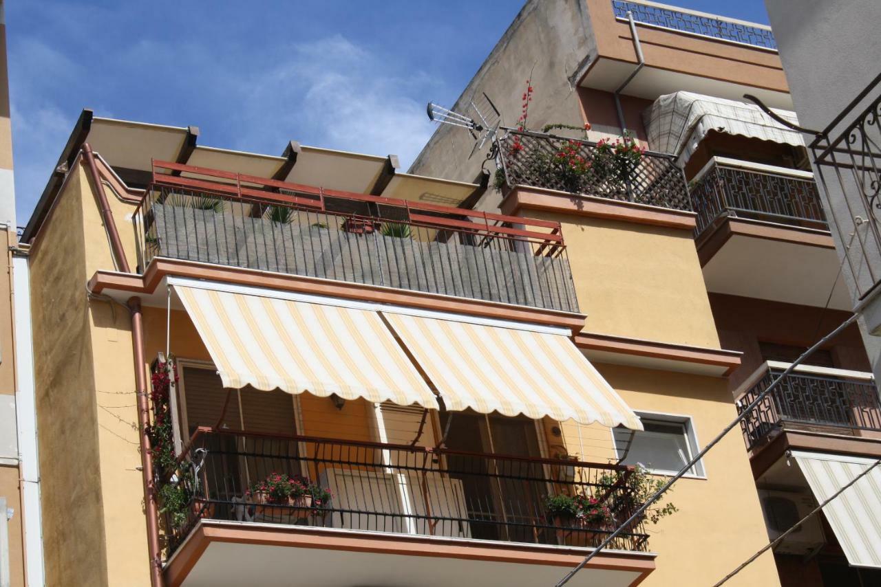 Casa-B&B Bouganville Attico 85 Mq Barletta Exteriér fotografie
