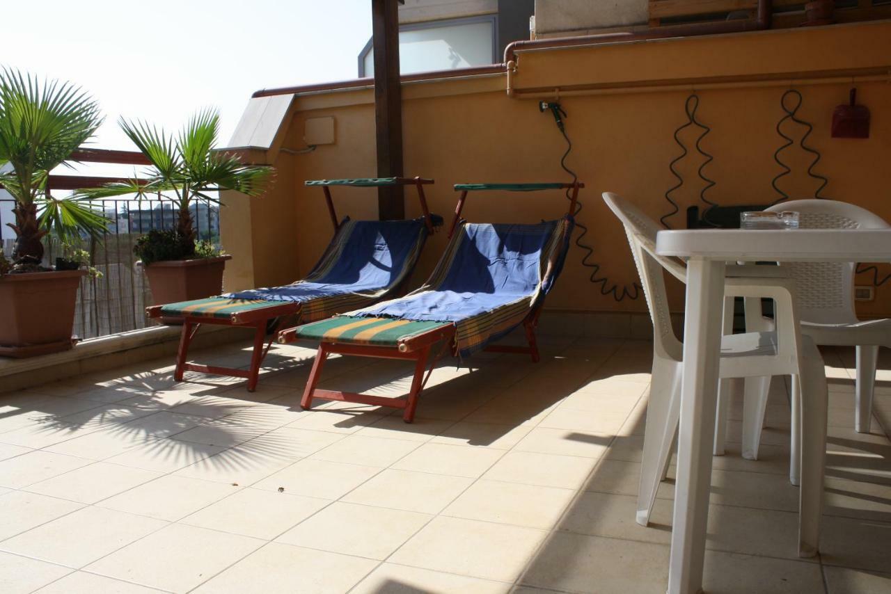 Casa-B&B Bouganville Attico 85 Mq Barletta Exteriér fotografie