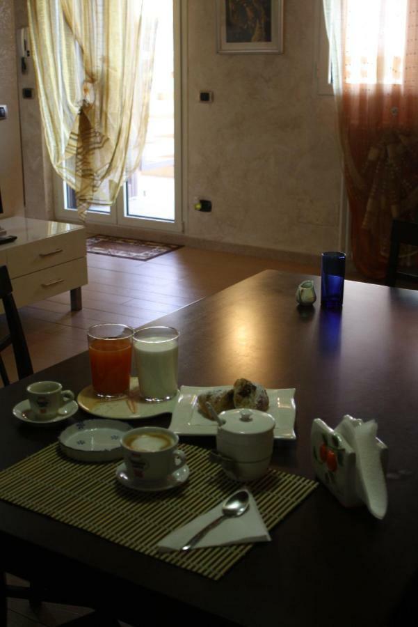 Casa-B&B Bouganville Attico 85 Mq Barletta Exteriér fotografie