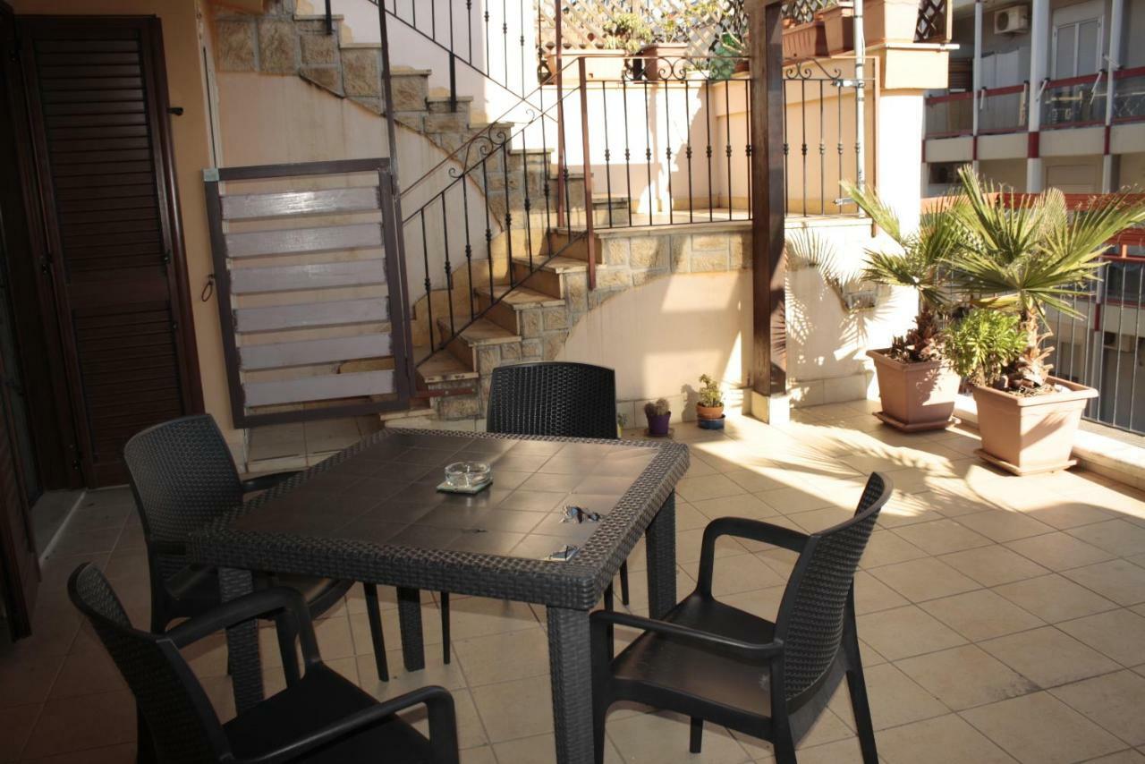 Casa-B&B Bouganville Attico 85 Mq Barletta Exteriér fotografie
